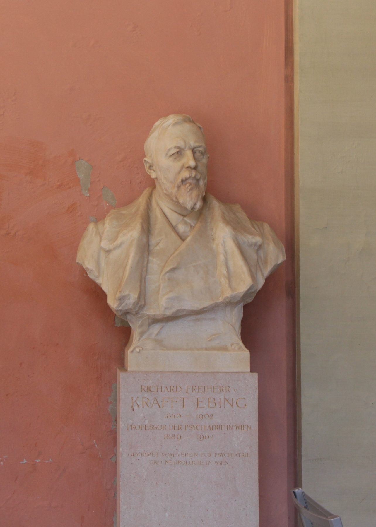 Richard von Krafft-Ebing's bust, Medical monuments B, UNI Vienna.jpg